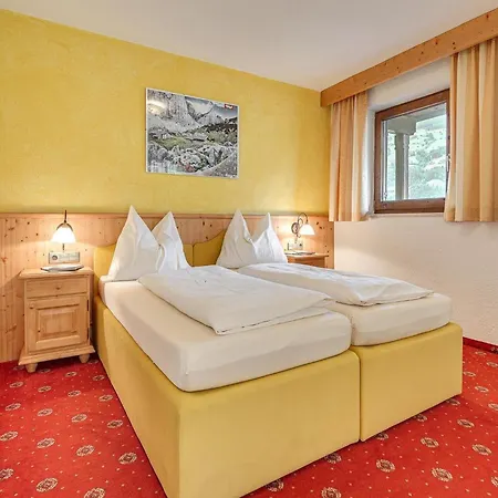 Apartment In Zillertal Near Spieljochbahn Fügen