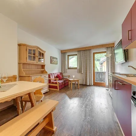 In Zillertal Near Spieljochbahn Apartment *