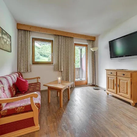 Apartment In Zillertal Near Spieljochbahn *